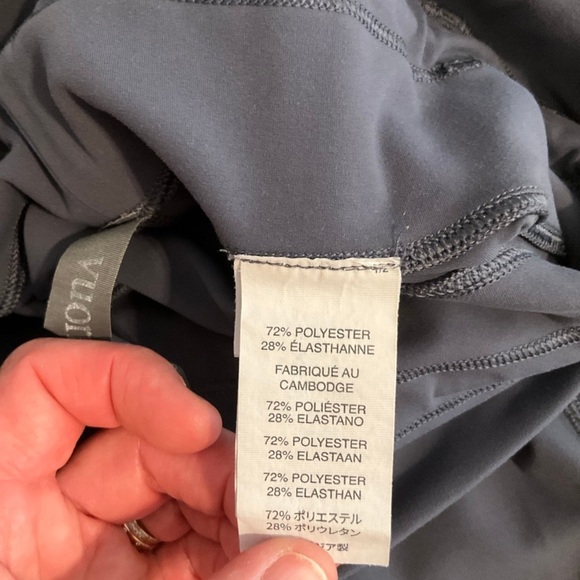 Vuori gray daily pocket leggings, S - Picture 5 of 9